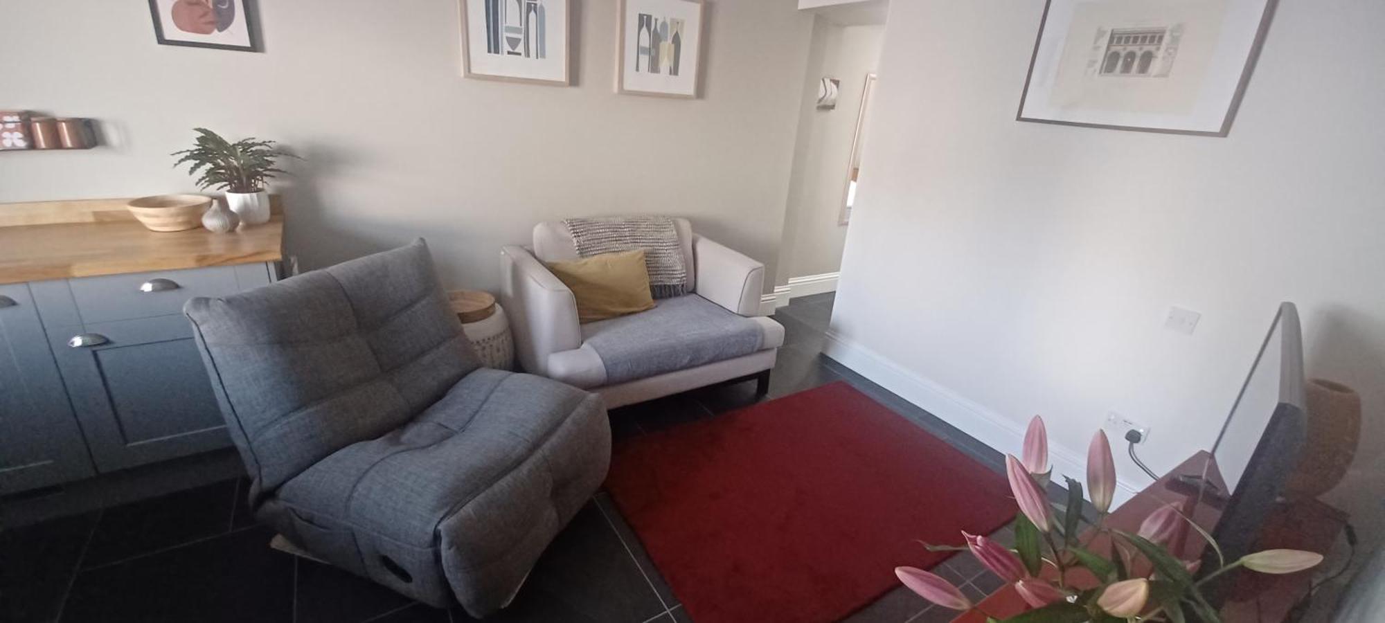 5 Main Street Hotel Llangwm  Екстериор снимка